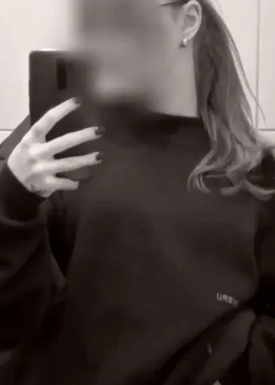 Chloe, 19 años